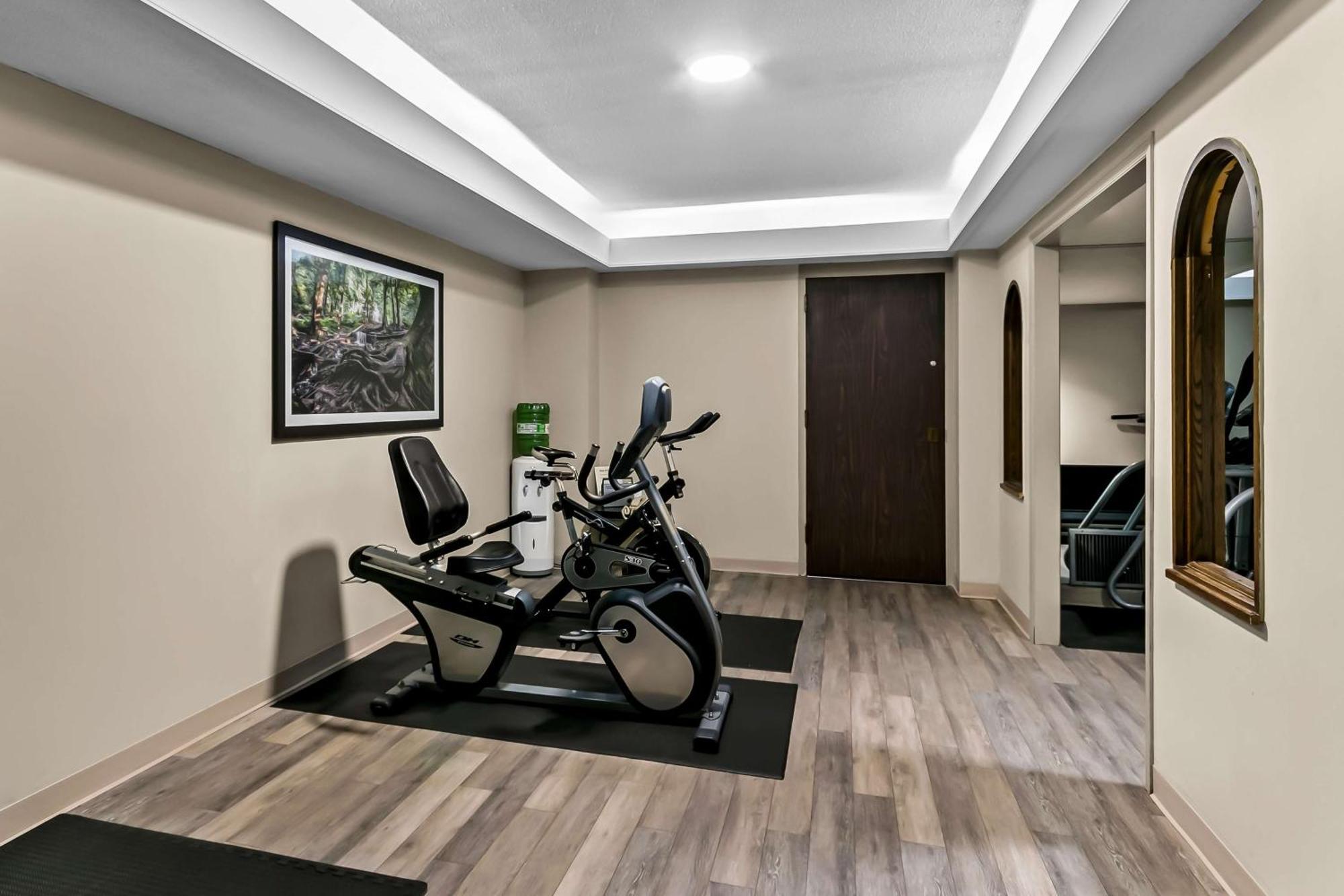 Best Western Downtown Sudbury Bagian luar foto