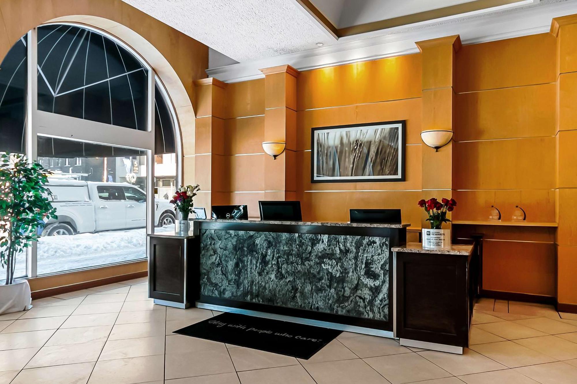 Best Western Downtown Sudbury Bagian luar foto