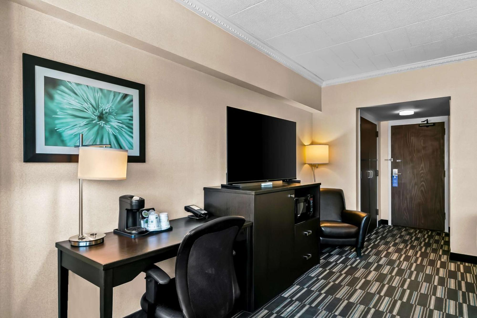 Best Western Downtown Sudbury Bagian luar foto