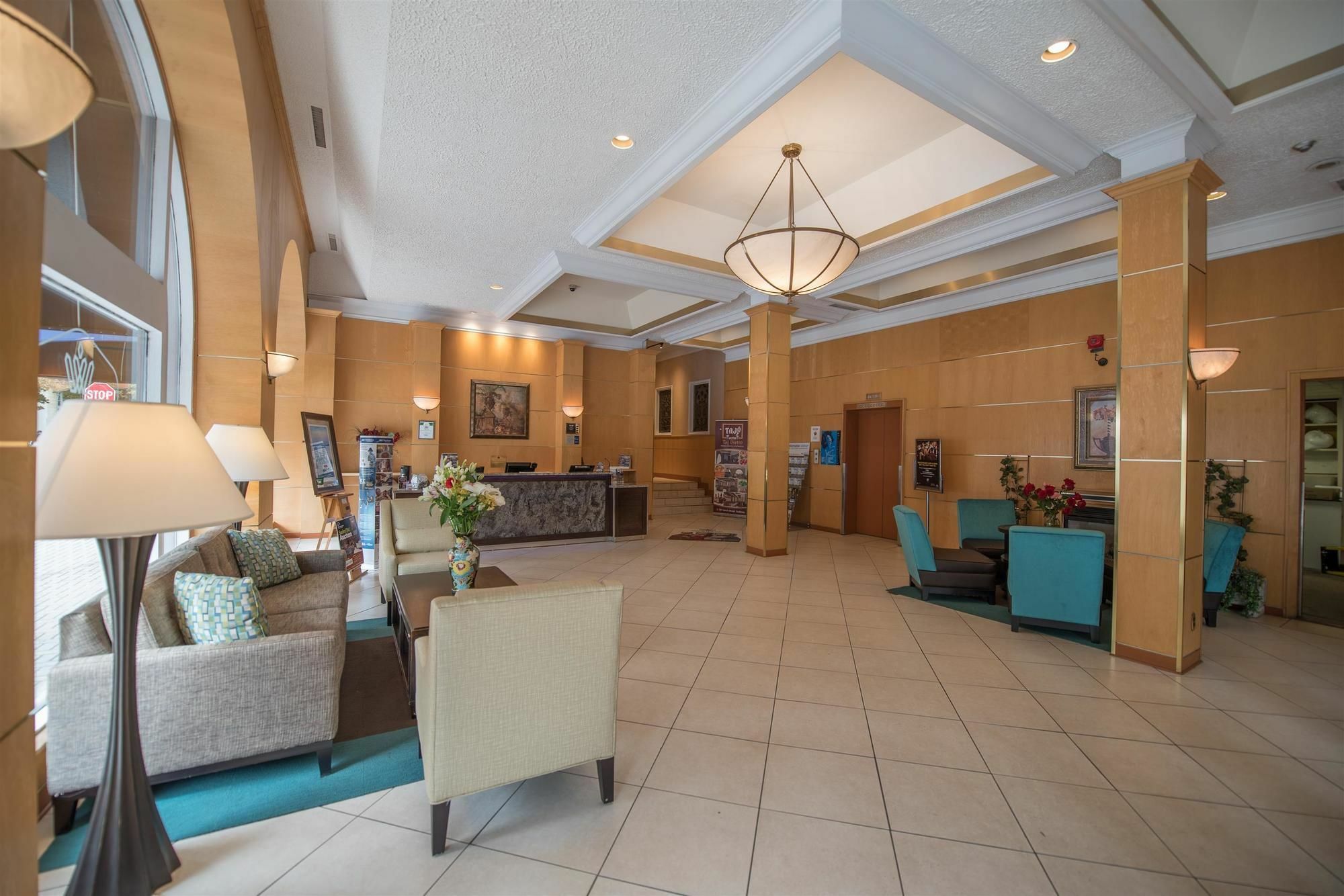 Best Western Downtown Sudbury Bagian luar foto
